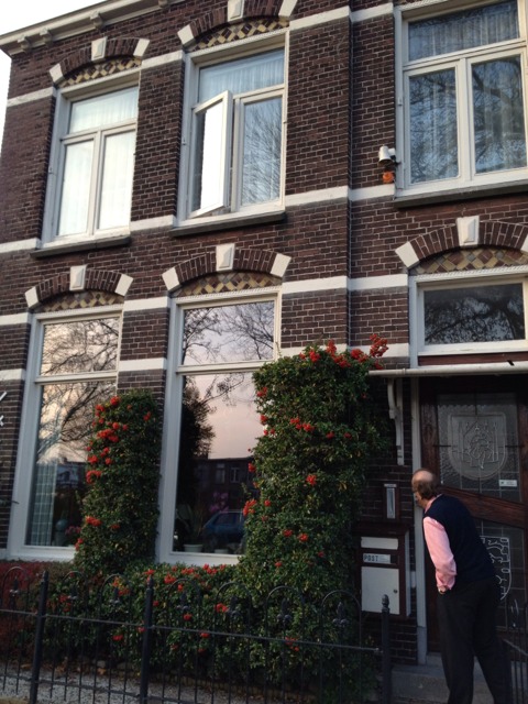 Peter de Haan at the door of the former de Kadt residence
